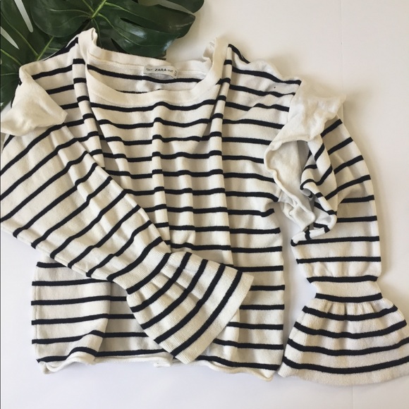Zara Sweaters - ⬇️$25 Zara striped sweater